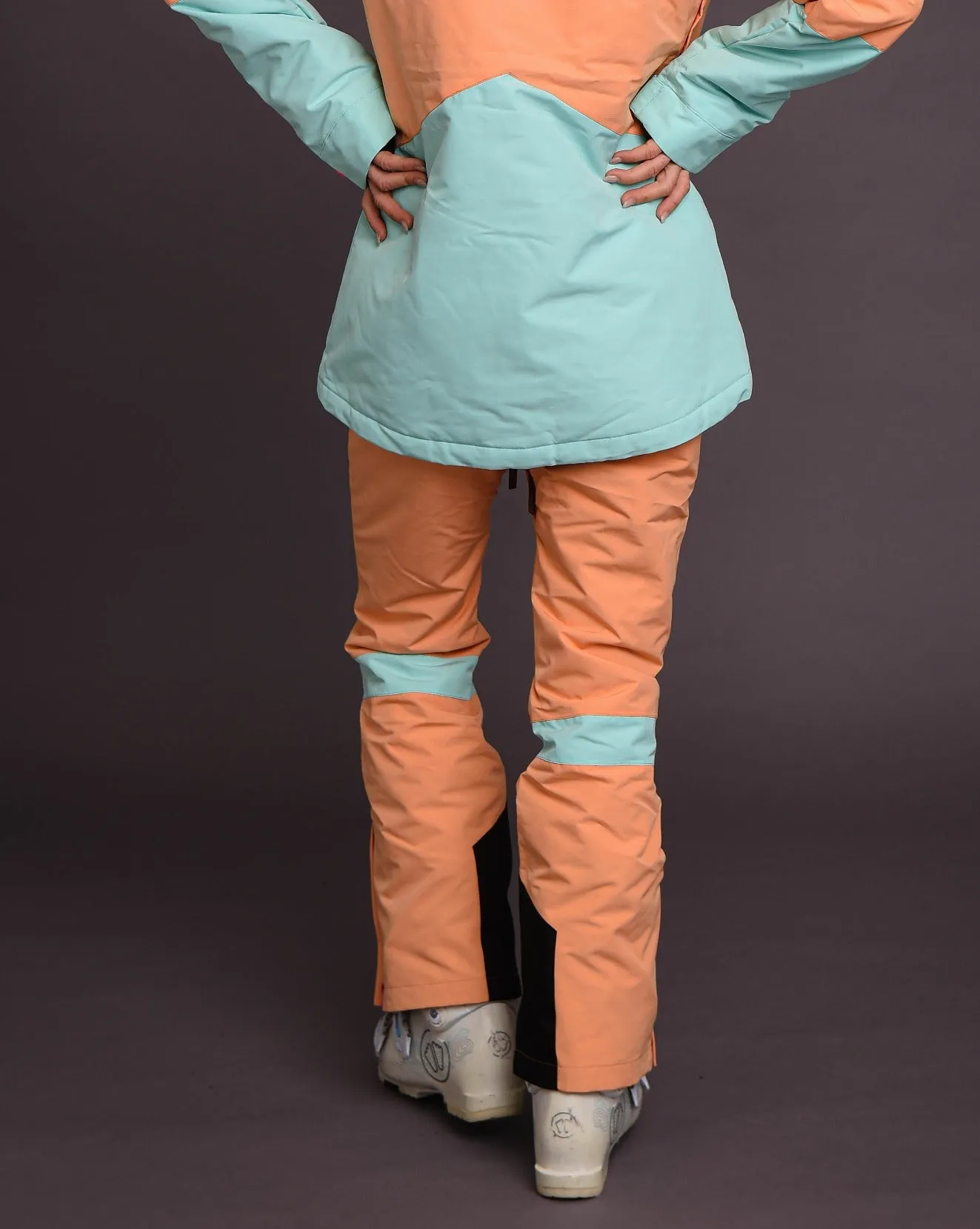 1080 Women's Ski & Snowboard Pant - Pastel Peach