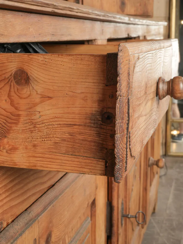 Charming 18th-Century Kitchen Dresser - French Alps