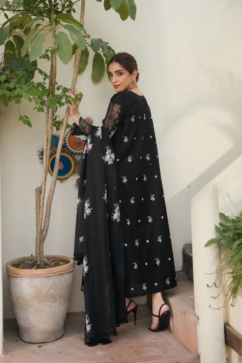 Manara by Maria Asif Baig Luxury Lawn – Pearl