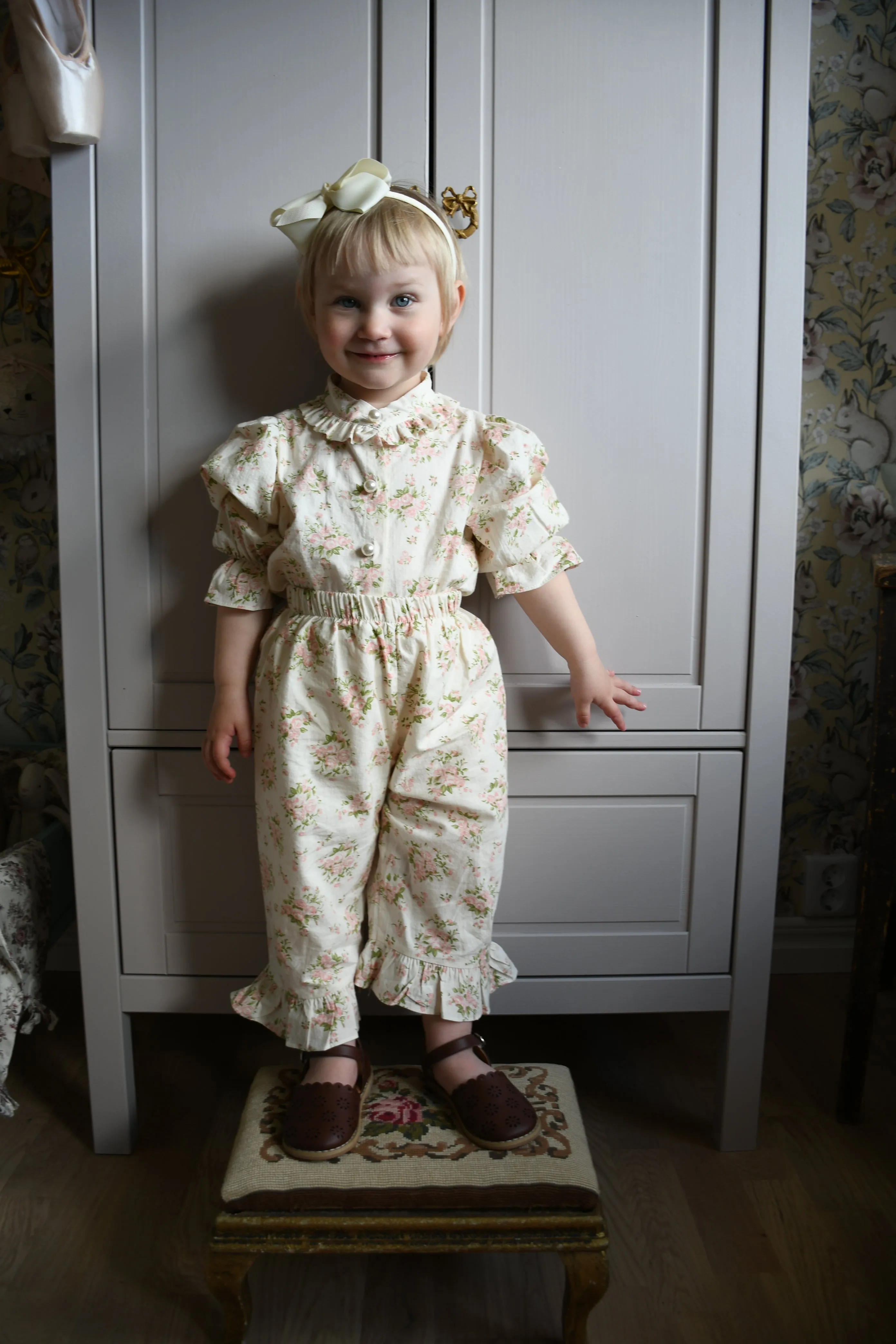 Vintage Floral Blouse & Pants Set